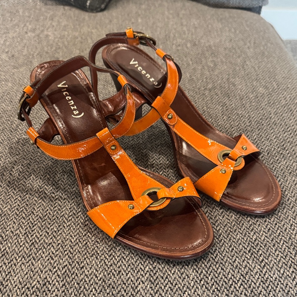 Vicenza Women's Carly Orange Sandals size 41